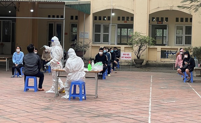 Tin Covid Hà Nội tối 10-2: 2.887 ca bệnh mới; Hoàng Mai, Đông Anh nhiều F0 nhất